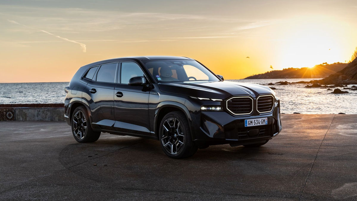 BMW XM THẾ HỆ ĐẦU TIÊN